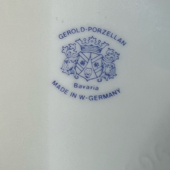 Gerold Porzellan (Porcelain) 8 inch pitcher. Made in Bavaria West Germany - Picture 7 of 9